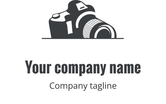 Ayrıntılı lens ve gövde özelliklerine sahip gerçekçi gri kamera logo tasarımı