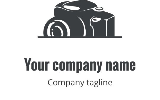 Detaylı lens ve gövde özelliklerine sahip gerçekçi gri kamera logo tasarımı